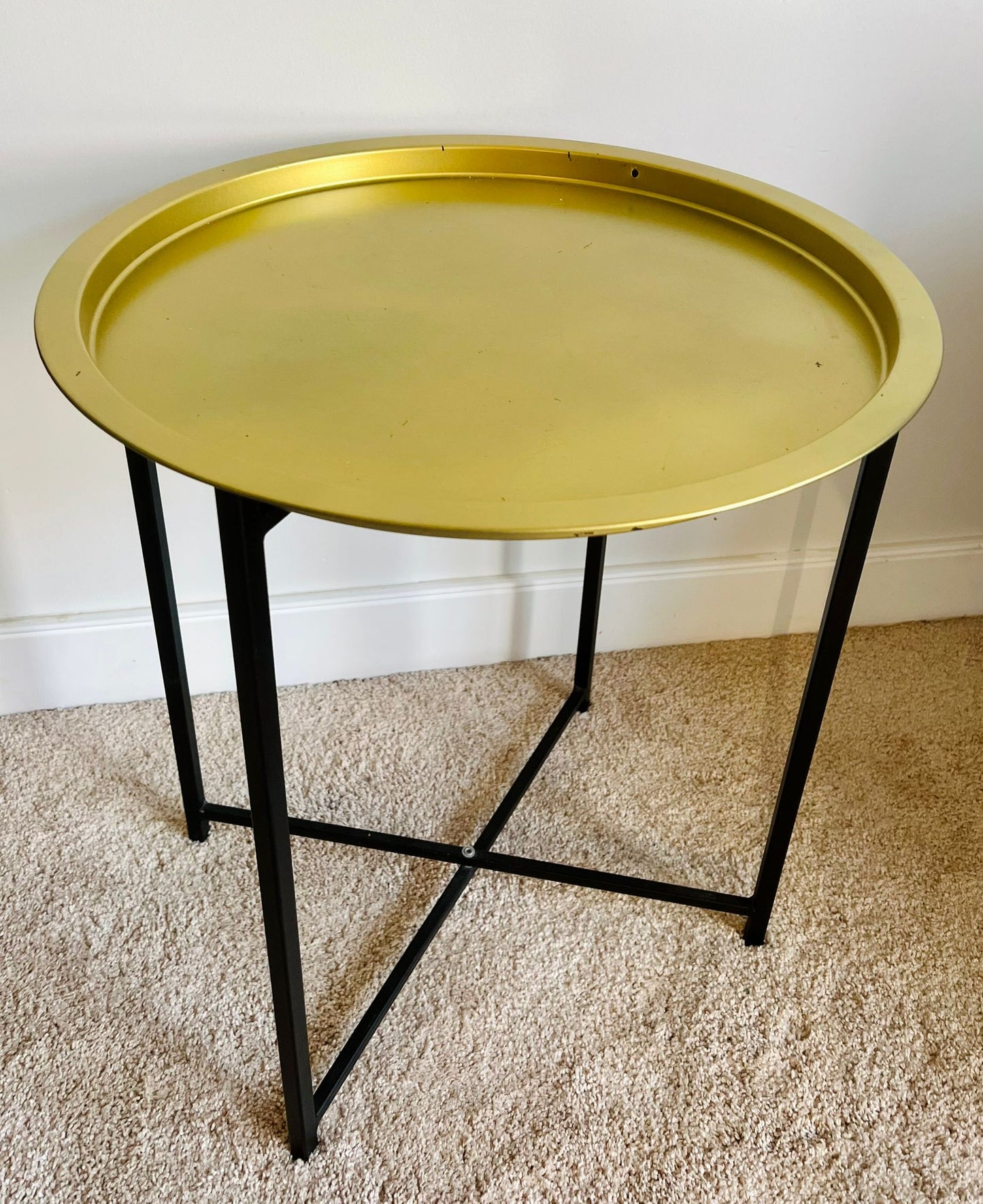 Mesa com Tampo Dourado 1 unidade